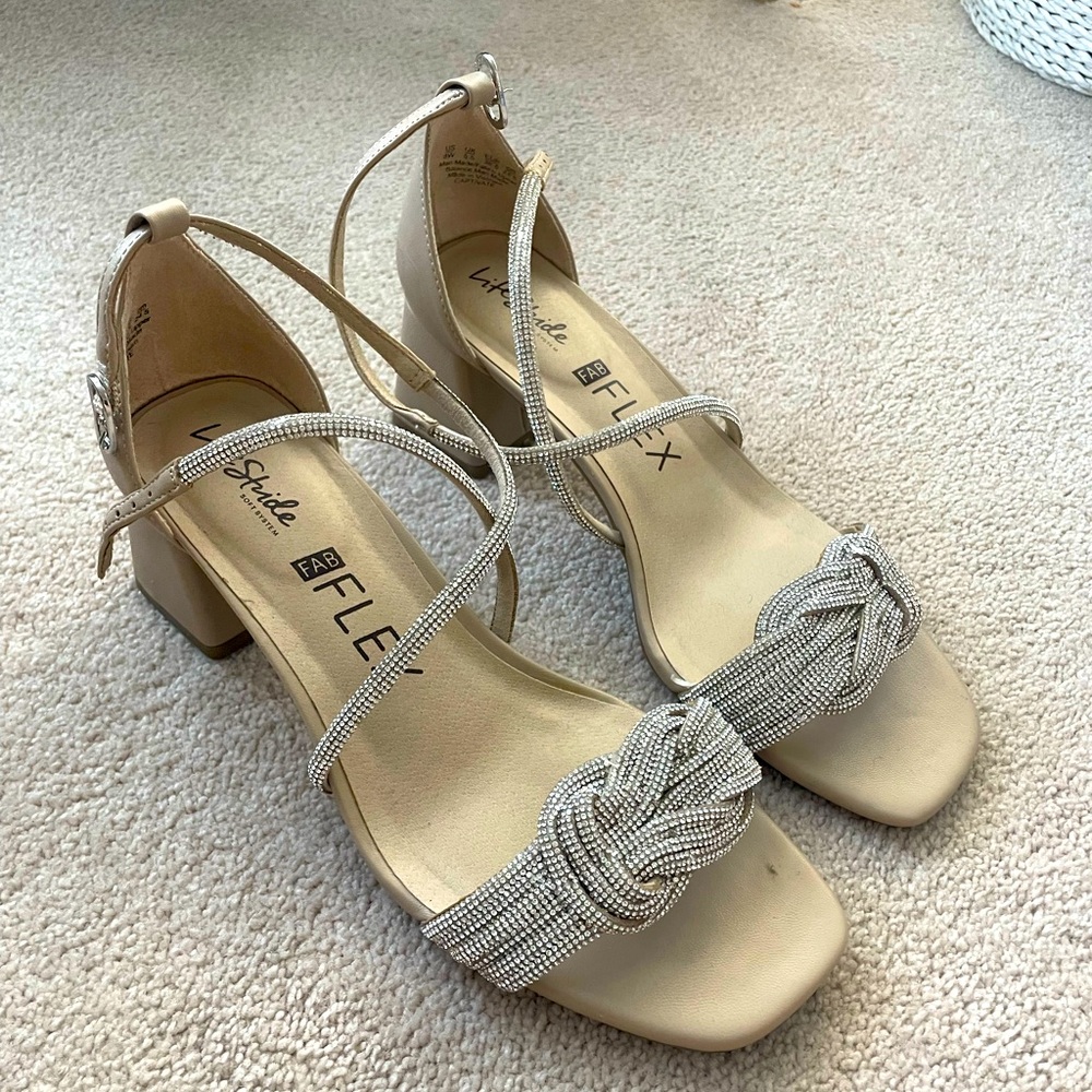 LifeStride Captivate Sandal Wide